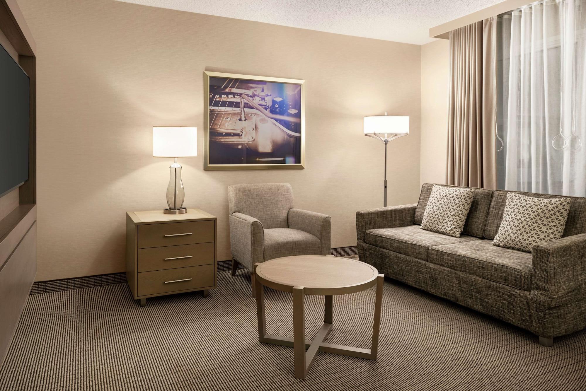 Embassy Suites By Hilton Cleveland Rockside Индипендънс Екстериор снимка