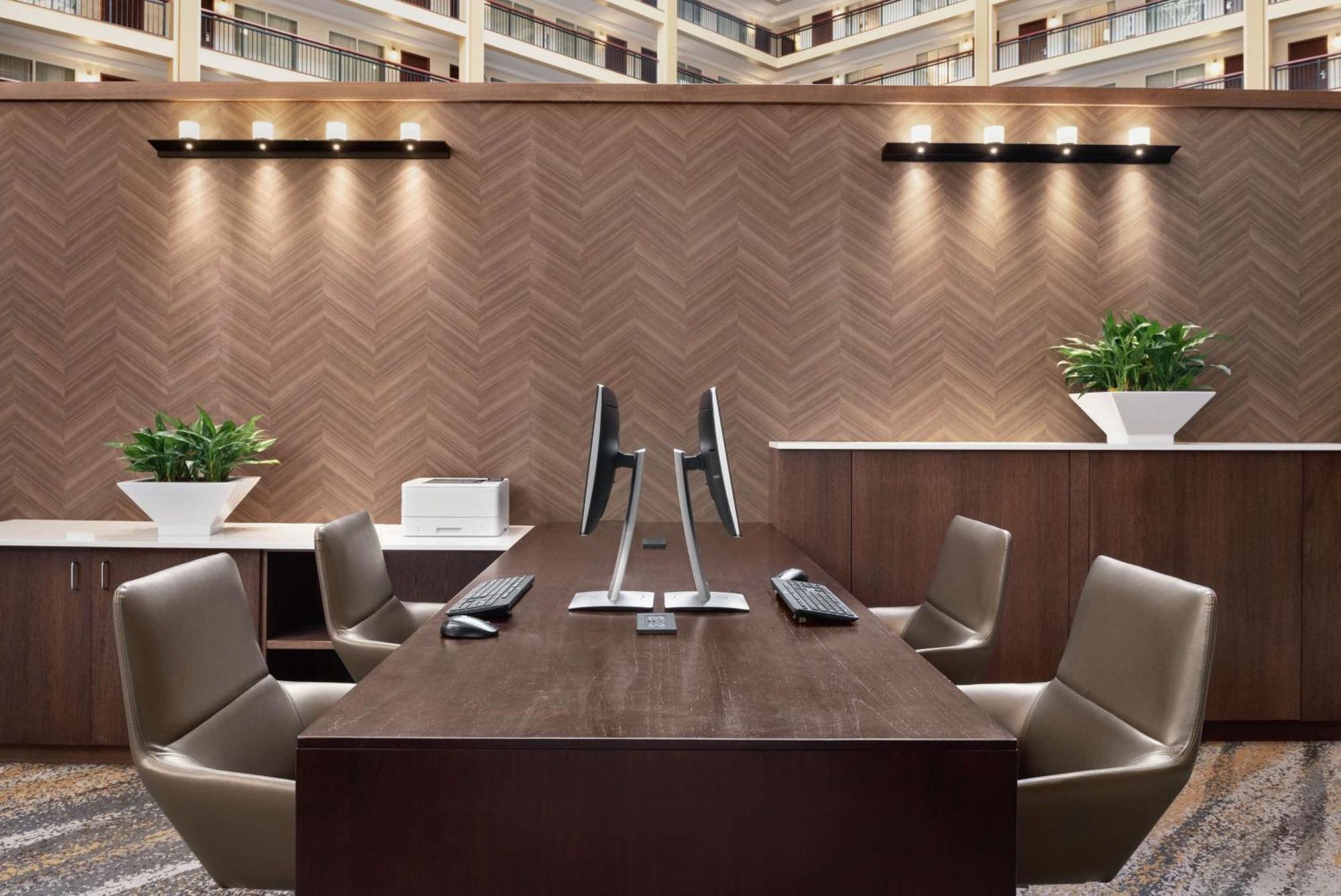 Embassy Suites By Hilton Cleveland Rockside Индипендънс Екстериор снимка
