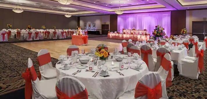 Embassy Suites By Hilton Cleveland Rockside Индипендънс Екстериор снимка